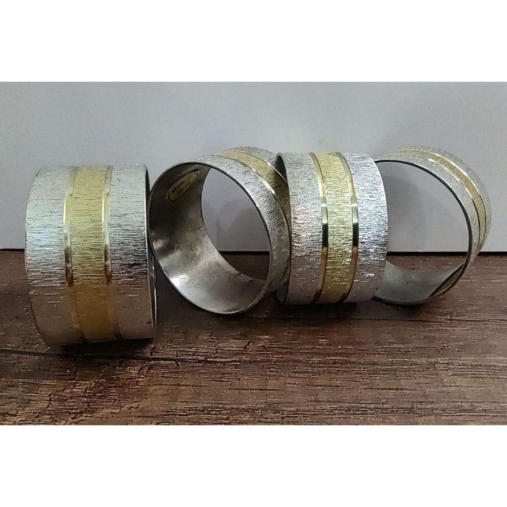 Vintage Wm A Rogers Round Silverplate Polished Brass 4ct Napkin Rings D6